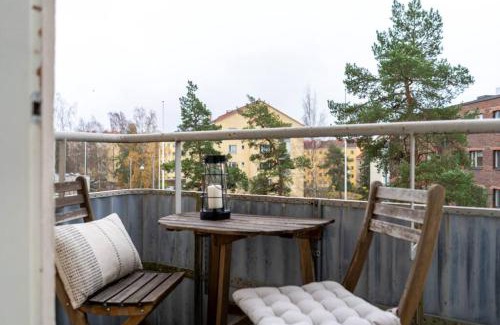 Etelainen District Apartment | 1br apartment with patio in Lauttasaari