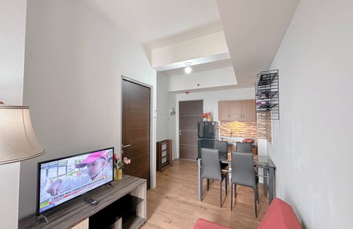 Sidoarjo Apartment | 1Br Spacious And Vibrant At Tamansari Prospero Apartment