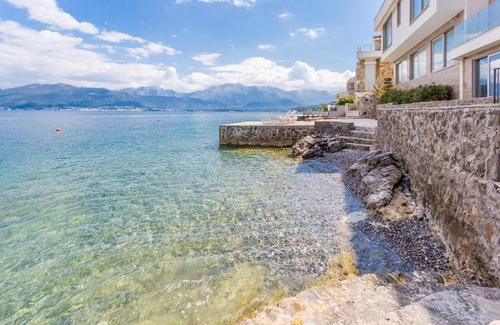 Krasici Apartment | 1st.LINE BEACH RELAX