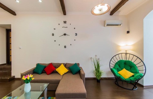 Afanasivsʹkyy Yar Apartment | 2к квартира біля Оперного театру, метро Золоті Ворота