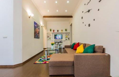 Afanasivsʹkyy Yar Apartment | 2к квартира біля Оперного театру, метро Золоті Ворота