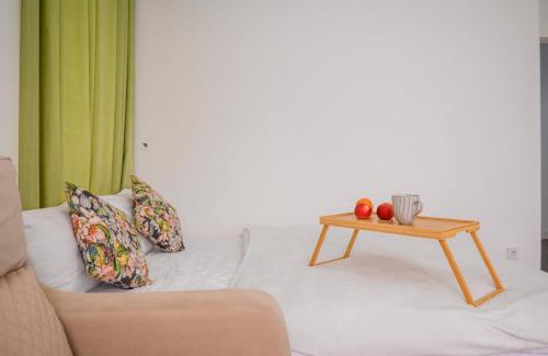 Almaty Apartment | 2-х ком. квартира в ЖК Абая 130