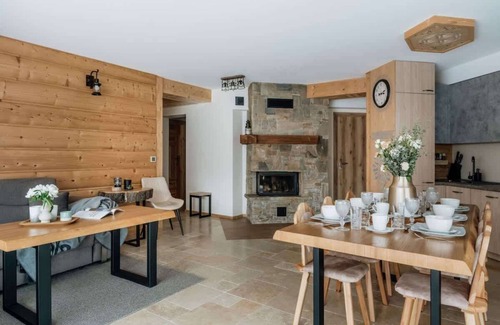 Koscielisko Apartment | 2-bed Apartment with private jacuzzi and a view