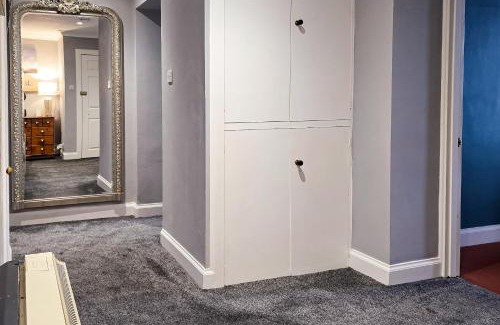 Rothesay Apartment | 2 Bed House - Sleeps 4 - Pets - Parking - Wifi