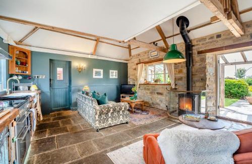 Muchelney House | 2 Bed in Thorney oc-r32363