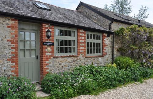 Axminster House | 2 bed property in Axminster BLOLO