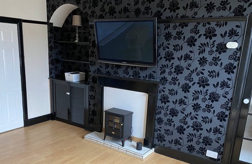 Bucksburn Apartment | 2 Bed, self catering apartment - 5 mins airport, 10 mins city centre