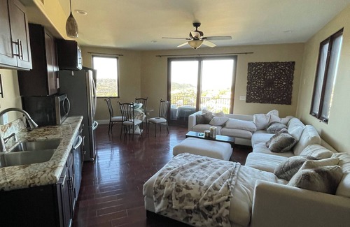 Carlsbad Apartment | 2-bedroom 2 bath attached apt in LaCosta estates with ocean view & rooftop deck