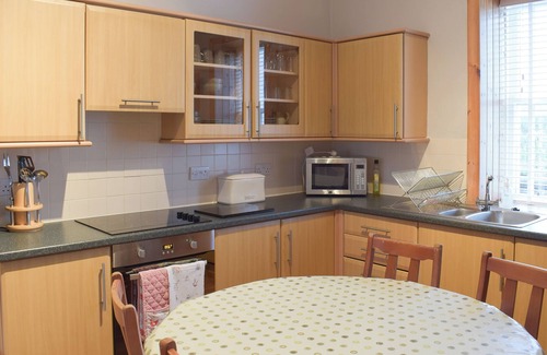 Newton Stewart Cottage | 2 bedroom accommodation in Garlieston, near Wigtown