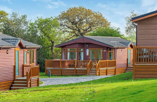 Hewas Water Ski Chalet | 2 bedroom accommodation in Nr St Austell