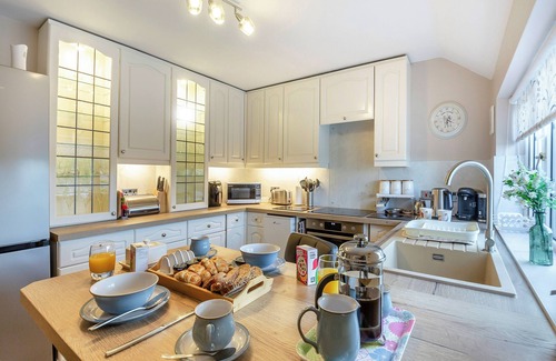 Saint Asaph Cottage | 2 bedroom accommodation in Cefn, near St Asaph