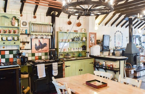 Hunspow Cottage | 2 bedroom accommodation in Scarfsferry, near Thurso