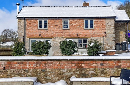 Longford Cottage | 2 bedroom accommodation in Nantmawr, near Oswestry