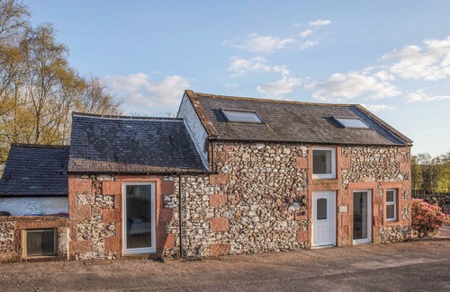 Annan Cottage | 2 bedroom accommodation in Ruthwell, near Annan