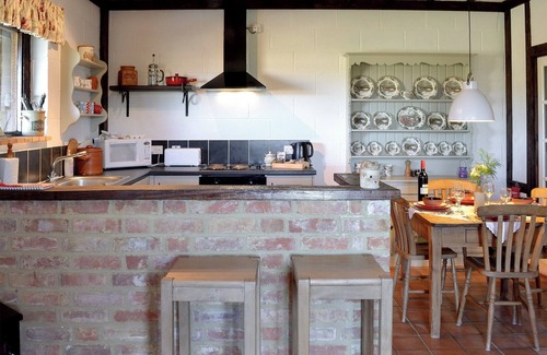 Iden Cottage | 2 bedroom accommodation in Iden, near Rye