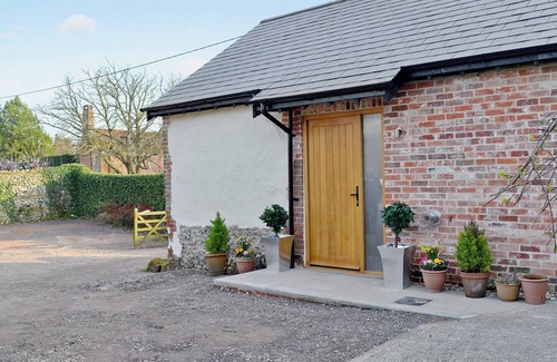 New Forest District Cottage | 2 bedroom accommodation in Martin, near Fordingbridge