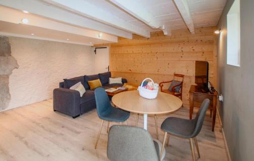 Allemagne-en-Provence House | 2 Bedroom Amazing Home In Cusy