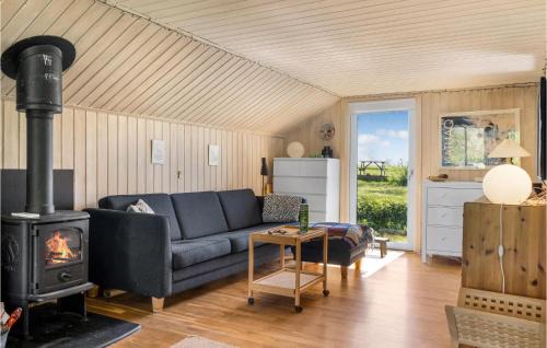 Bog By House | 2 Bedroom Amazing Home In Bogø By