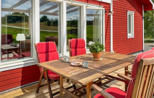 Varmlands Nysater House | 2 Bedroom Amazing Home In Säffle