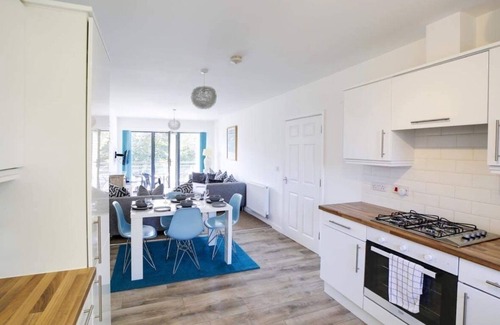 Charlestown Apartment | 2 Bedroom Apartment with Balcony