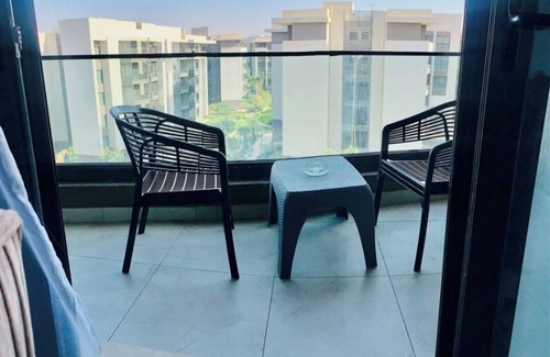 Al-'Umraniyah Apartment | 2-bedroom apartment in charming Cairo with WiFi, AC. Enjoy your stay