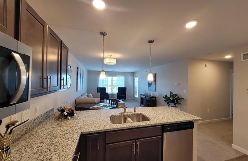 Fenton Apartment | 2-Bedroom apartment in Fenton, MI with Wi-Fi, Fitness Center, & in-unit Laundry!