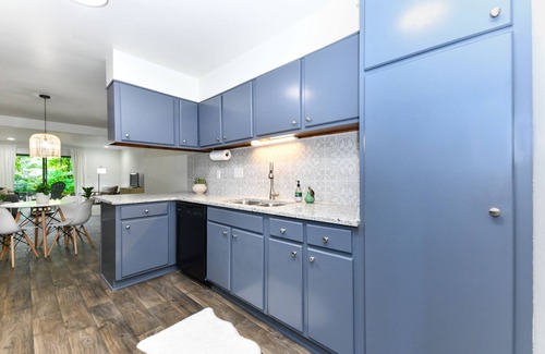 Green Valley Condo | 2-bedroom condo in tranquil Greensboro with AC, WiFi. Centrally located.