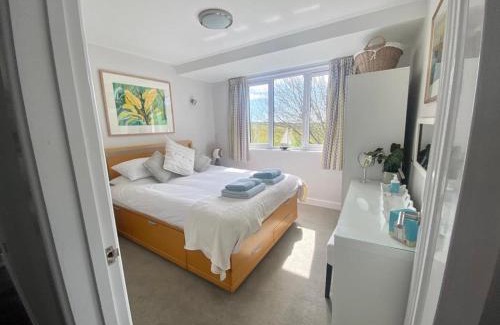 Sennen Apartment | 2 Bedroom cottage sleeps 4 with Hot-tub, & shared Pool use