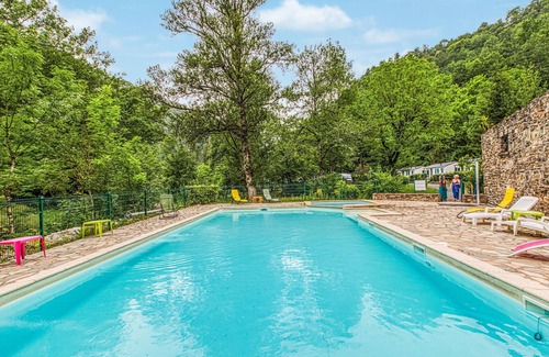 Conques-en-Rouergue House | 2 bedroom accommodation in Conques en rouergues