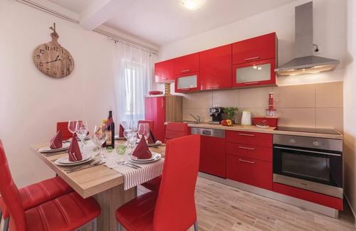 Liznjan Apartment | 2 bedroom gorgeous apartment in Liznjan