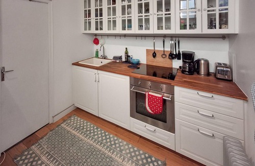 Taden House | 2 bedroom nice home in Taden