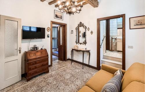 Acqua Loreto House | 2 Bedroom Pet Friendly Home In Todi
