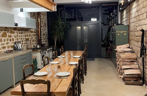 Annoire House | 2 Bedroom Private vacation home in Annoire