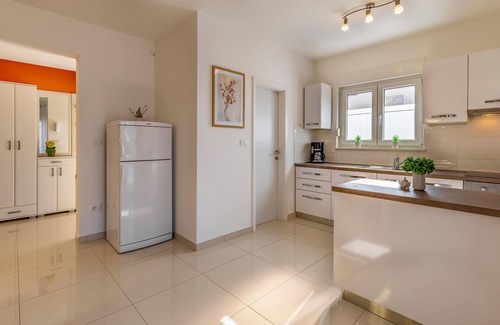 Skatari House | 2 bedroom stunning home in Skatari