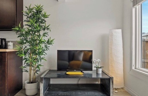 Okotoks House | 2 Bedroom walkout basement suite in Okotoks