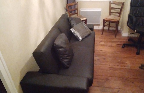 La Lande-Patry House | 2 Bedrooms Available in a Semi-detached House, on the Edge of Flers