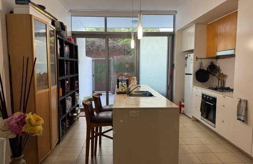 West End House | 2-bedrooms in Central West End, River, CBD, Southbank and Convenience