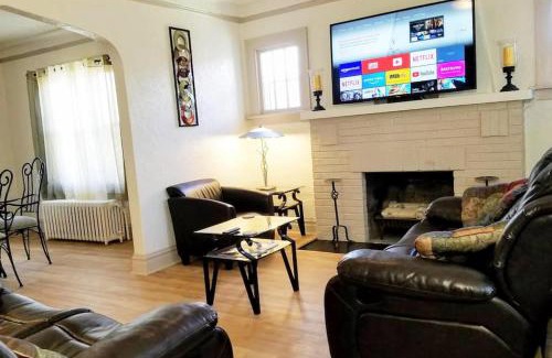 Waukegan Apartment | 2 BR Apt near Great Lakes Naval Base and 6 Flags