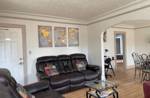 Waukegan Apartment | 2 BR Apt near Great Lakes Naval Base and 6 Flags