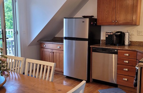 Beverly Apartment | 2 BR Harborfront Apartment at Independence Park & Beach