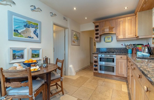 Mynytho Cottage | 2-Bryn-Tirion | Charming Traditional Cottage with Stunning Sea Views