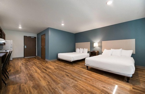 Rockledge Hotel | 2 Budget Rooms Near Cocoa Beach & Kennedy Space Center for Great Stays