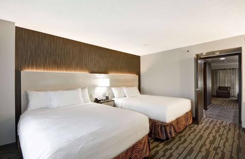 Charlotte Hotel | 2 Connecting Suites at a Hotel