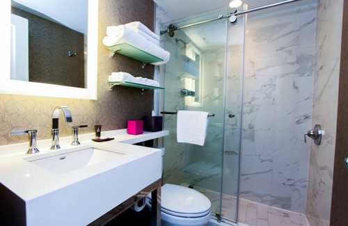 Kalorama Heights Hotel | 2 Elegant Stays with Onsite Dining & Complimentary Coffee in the Heart of D.C.