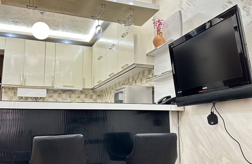 Kentron House | 2 FLOOR GUEST HOUSE NEAR LOVER'S PARK