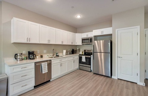 Surprise House | 2 Large Vacation Suites I Pool, Patio & Games