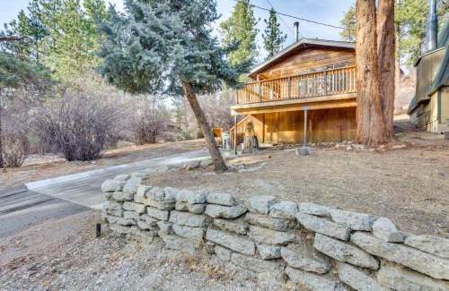 Moonridge House | 2 Mi to Big Bear Mtn Resort Cabin with Updated Deck