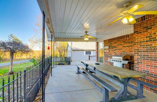 Jamestown House | 2 Mi to Lake Cumberland Access Home with Grill