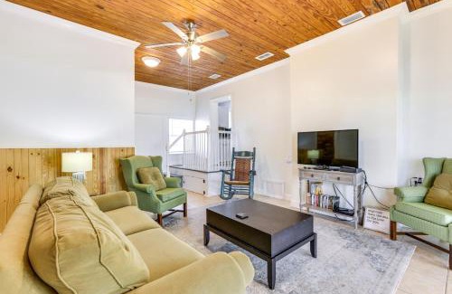 Panacea House | 2 Mi to Mashes Sands Beach Quiet Home with Dock!