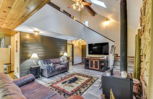 Mi-Wuk Village House | 2 Mi to Mi-Wuk Village Cabin with Large Deck